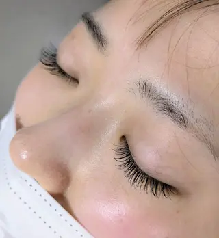 マツエク・マツパ AIR OSAKA 心斎橋所属・AIR OSAKA 🎀東 真利の眉毛・アイブロウイメージ