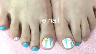 ネイル e.nail所属・和賀井 恵理のネイルデザイン