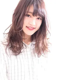 カラー パーマ ロング 須賀 一美のヘアスタイル