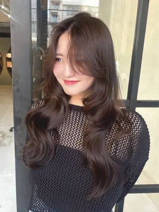 ロング カラー 佐伯 鼓乃美のヘアスタイル