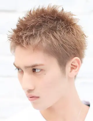 カラー メンズ fifth リュウセイのヘアスタイル