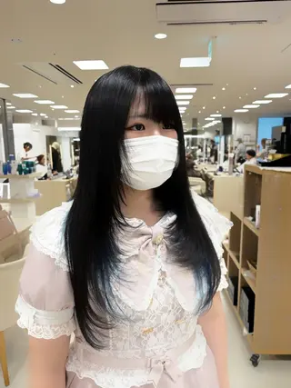 ロング 推し活/韓国/ブリー チカラーminamiのヘアスタイル