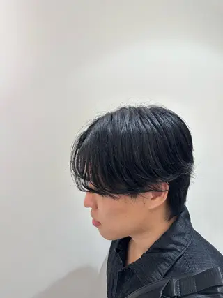 メンズ タイトボブ個性派カラ ーAKANEのヘアスタイル
