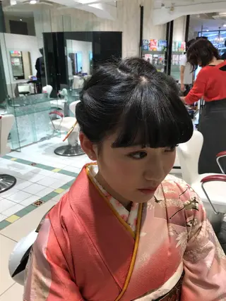 ミディアム Beauty salon ＧＲＡＣＥ所属・ビューティーサロン GRACEのヘアスタイル