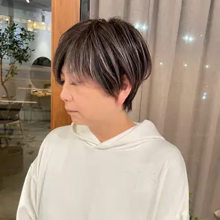 ショート 岸川 恭子のヘアスタイル