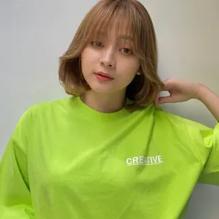 ショート カラー レイヤーと顔まわり 大好き❣️関口拓馬のヘアスタイル