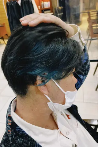 ショート カラー メンズ メンズカット曲がる 縮毛矯正佐々木タクマのヘアスタイル