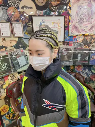 ショート カラー ヘアアレンジ haco+所属・🌈派手髪エクステ ブレイズ🌈ひろとのヘアスタイル