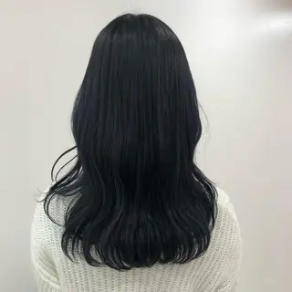 ロング カラー akane .のヘアスタイル