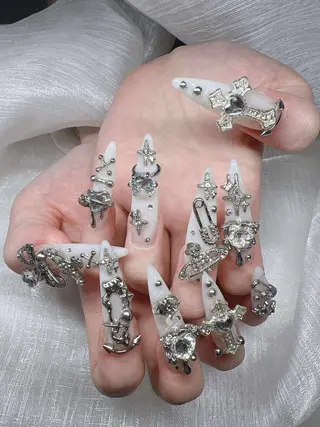 ネイル Lee Nailsのネイルデザイン