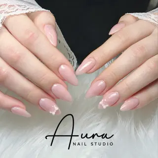 ネイル Aura Nail Studioのネイルデザイン