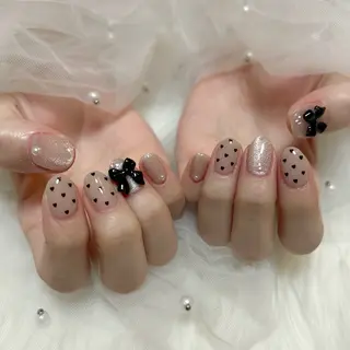 ネイル EmaNail天満橋店所属・EmaNail Risaのネイルデザイン