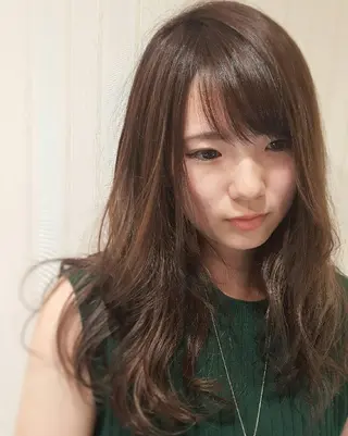 セミロング カラー ヘアアレンジ 秋山 幸太のヘアスタイル