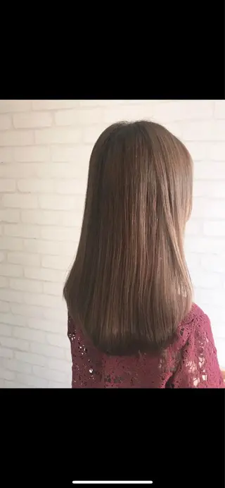 セミロング ヘアリゾートA i 秋葉原店のヘアスタイル