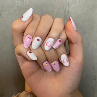 ネイル マツエク・マツパ XENA表参道 MIKUのヘアスタイル