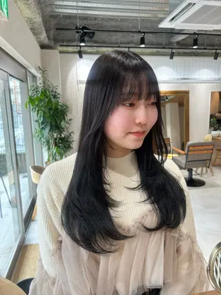 セミロング カラー 🌷横浜/レイヤー /艶カラー🌷のヘアスタイル