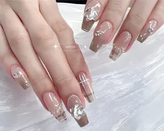 ネイル RINA 🤍のネイルデザイン