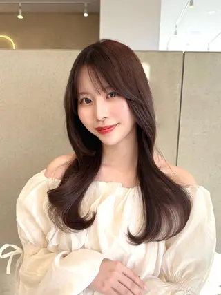 ロング カラー ヘアアレンジ 早田 華のヘアスタイル