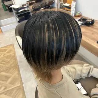 カラー 渡邊 玲来のヘアスタイル