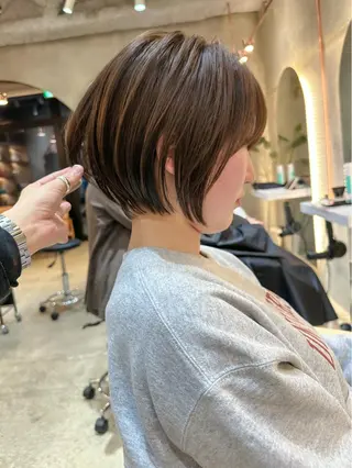 ショート カラー ボブ/ショート/ 縮毛矯正⚜️工藤昴のヘアスタイル