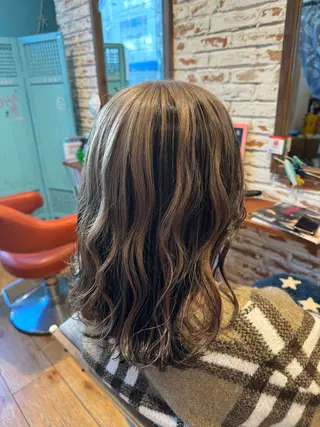 セミロング ハイトーン/ ダブルカラー/透明感のヘアスタイル