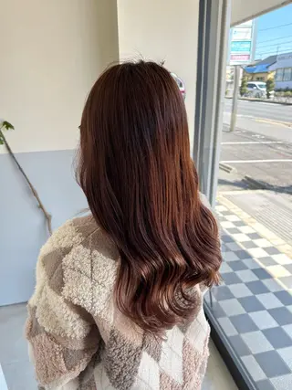 ロング カラー 三浦彩那/ 透明感カラー/岡崎のヘアスタイル