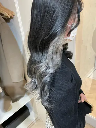 セミロング カラー akane .のヘアスタイル