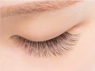 マツエク・マツパ Eyelash Salon Blanc～まつげエクステと眉の専門美容室～イ オンモール徳島店所属・近藤 晴日のマツエク・マツパデザイン