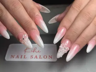 ネイル 💕鈴木ユリ パラジェル/オフ無料のネイルデザイン