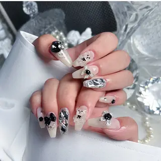 ネイル Lyna 池袋のネイルデザイン