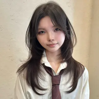 セミロング 🌹ハッシュカット、 レイヤー韓国ヘア🌹のヘアスタイル