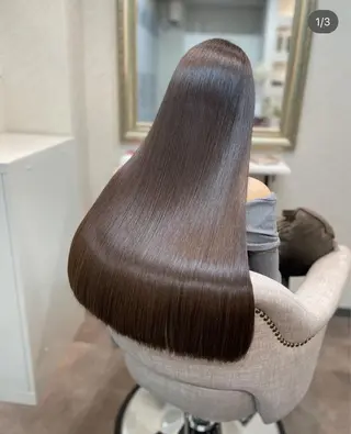 ロング 縮毛矯正　髪質改善 美髪LABOのヘアスタイル