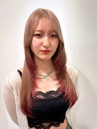 ロング カラー ハイトーン/ウルフ/ レイヤー/Asukaのヘアスタイル