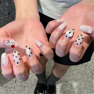 ネイル RIEKO🍒 ワンホン♡推しネイルのネイルデザイン