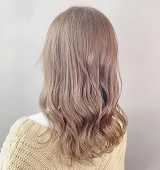 セミロング カラー 福森 みずきのヘアスタイル