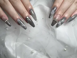 ロング ViBliss所属・nail salon ViBlissのネイルデザイン