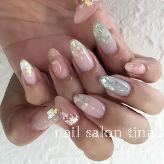 ネイル nail salon tina.所属・中山 はづきのネイルデザイン