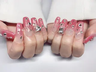 ネイル 池崎 美穂のネイルデザイン