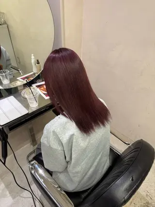 セミロング HERMITAGE YUDUKIのヘアスタイル