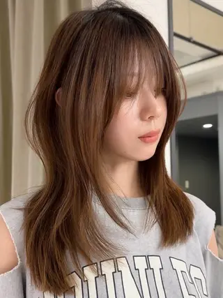 カラー 日下 知七里のヘアスタイル