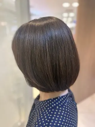 ショート カラー 髪質改善/縮毛矯正 ササキナツミのヘアスタイル