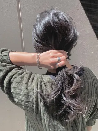 セミロング カラー リピート率No.1✨ ユウキのヘアスタイル