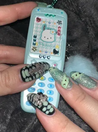 ネイル 8113 海外/y2k/韓国のネイルデザイン