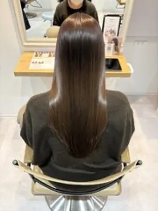 ロング カラー fuka .のヘアスタイル