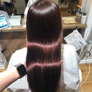 ロング カラー 関 彩花のヘアスタイル