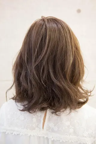 ミディアム カラー お得なクーポン掲載▼ 🌷三國祐美🌷のヘアスタイル