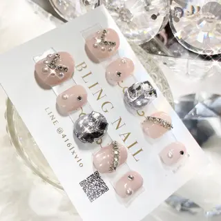 ネイル 23時まで❤︎韓国、 ワンホンネイルのネイルデザイン