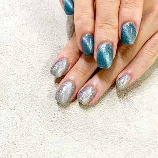 ネイル ゴテゴテ💙ワンホン リオナのネイルデザイン
