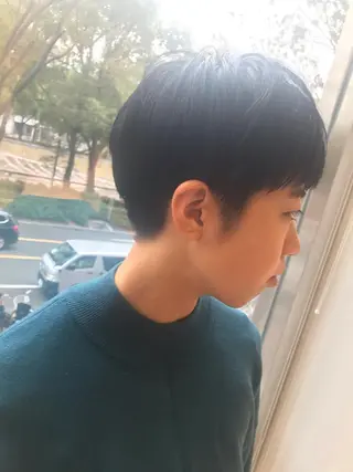 ショート ブリーチ/レイヤー 🌻Mutsumiのヘアスタイル