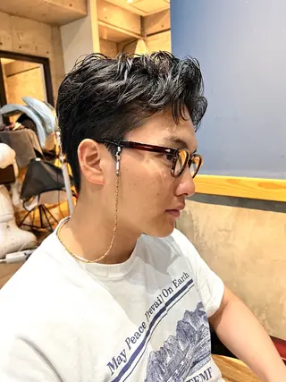 ショート パーマ 糟谷 慈英のヘアスタイル